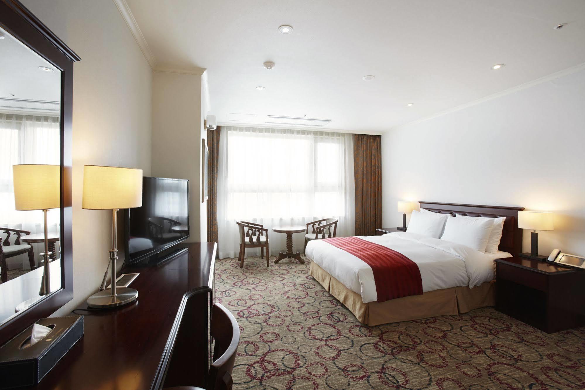 Stellar Marina Hotel Siheung Exterior photo