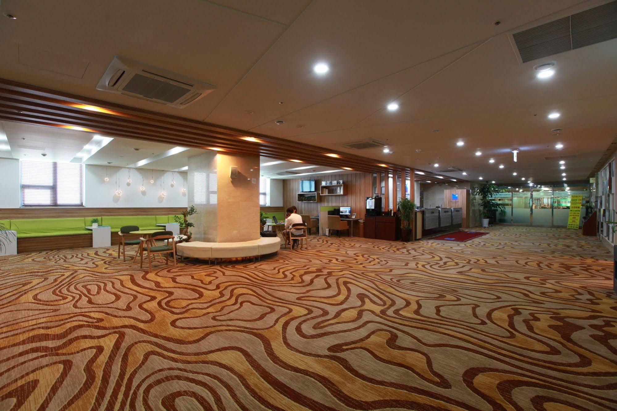Stellar Marina Hotel Siheung Exterior photo