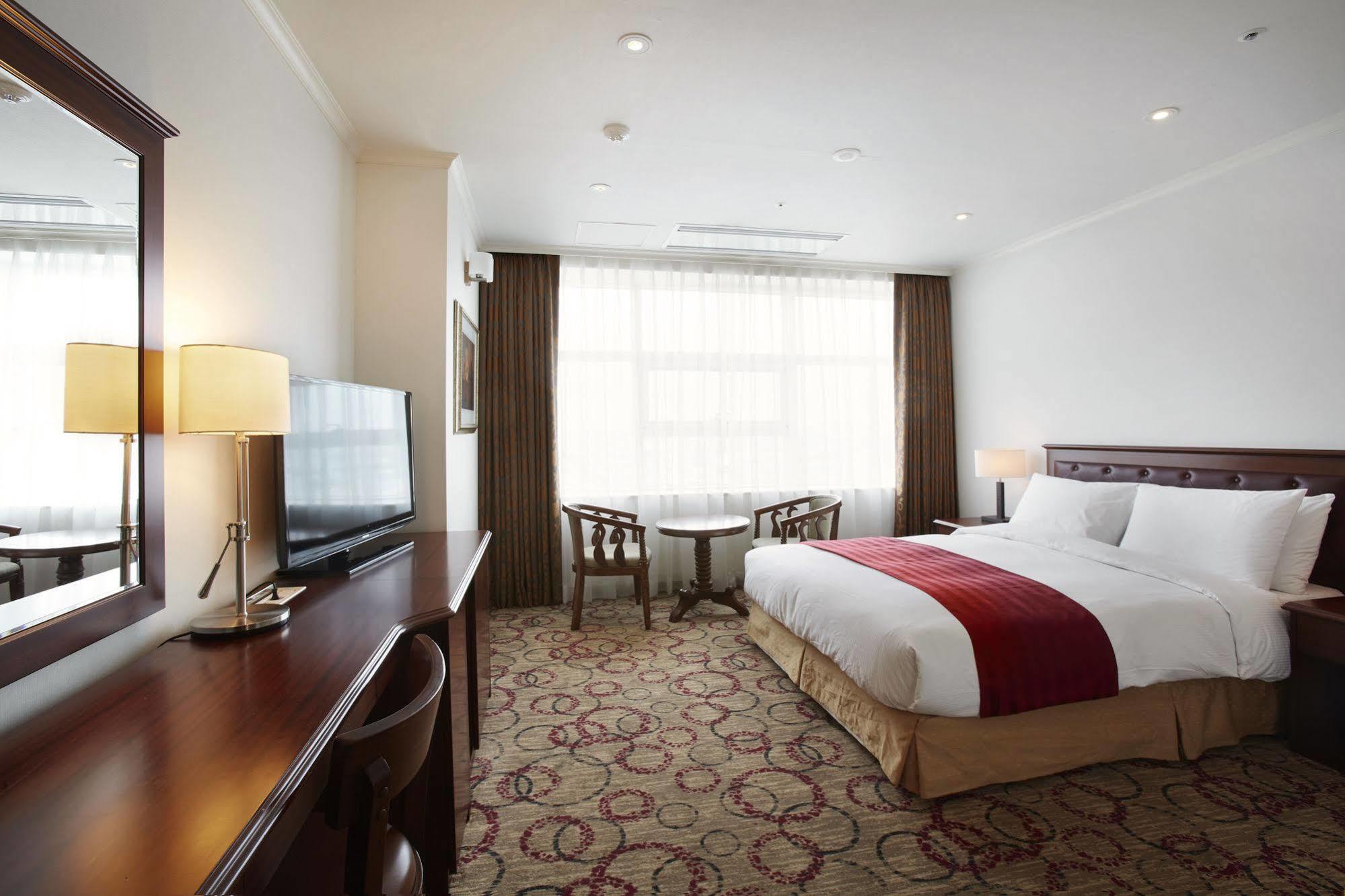 Stellar Marina Hotel Siheung Exterior photo